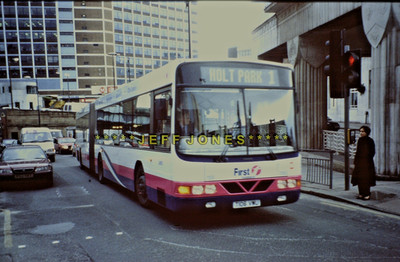 ORIGINAL BUSFOLIE 15416 - First Leeds B10A / WRIGHT 1106 T106VWU Leeds 22.1.00