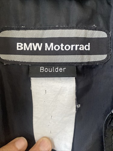 BMW Boulder Motorcycle Jacket. Size 50 Shoulder, Elbow, Back Armour 4 Zip Pocket - Picture 8 of 20