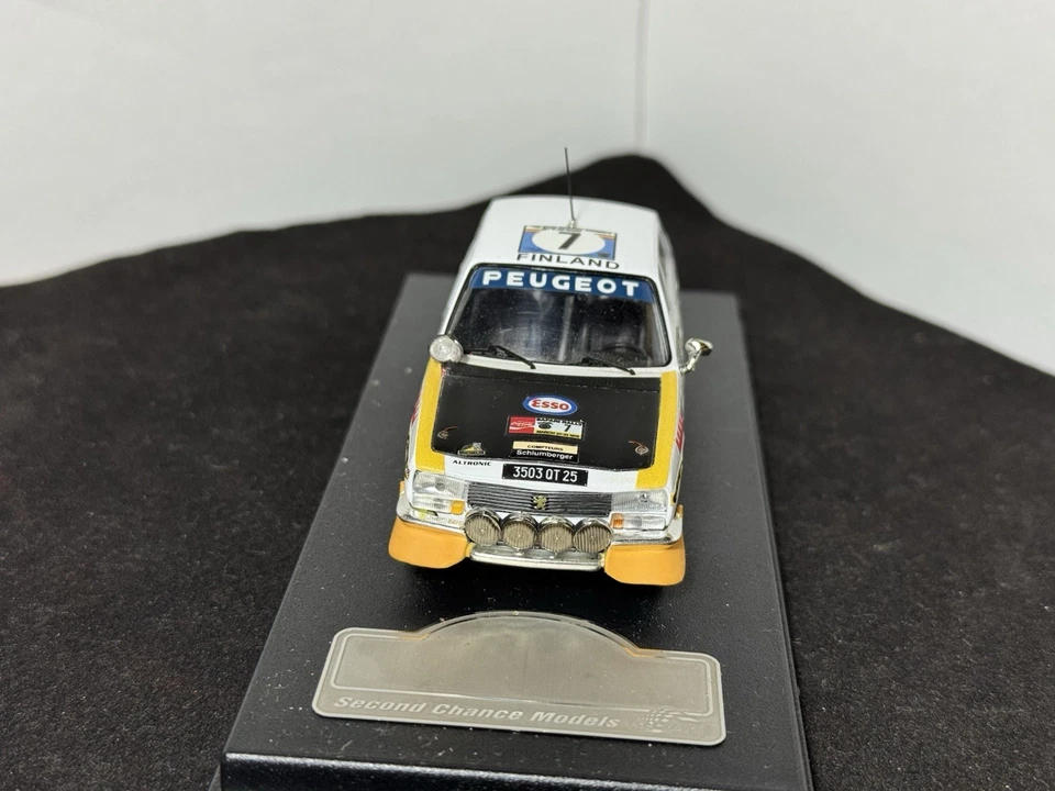 PEUGEOT 504 #7 H.MIKKOLA-J.TODT EAST AFRICAN SAFARI RALLY 1975 1:43 Transkit - Immagine 3 di 4