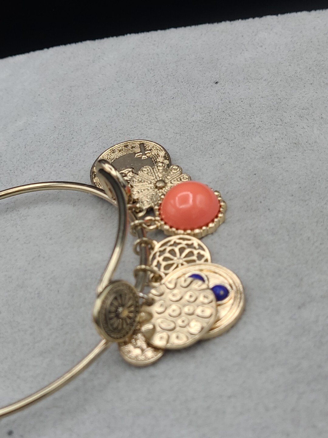 Graziano Gold Tone Bangle Charm Stackable  Bracel… - image 7