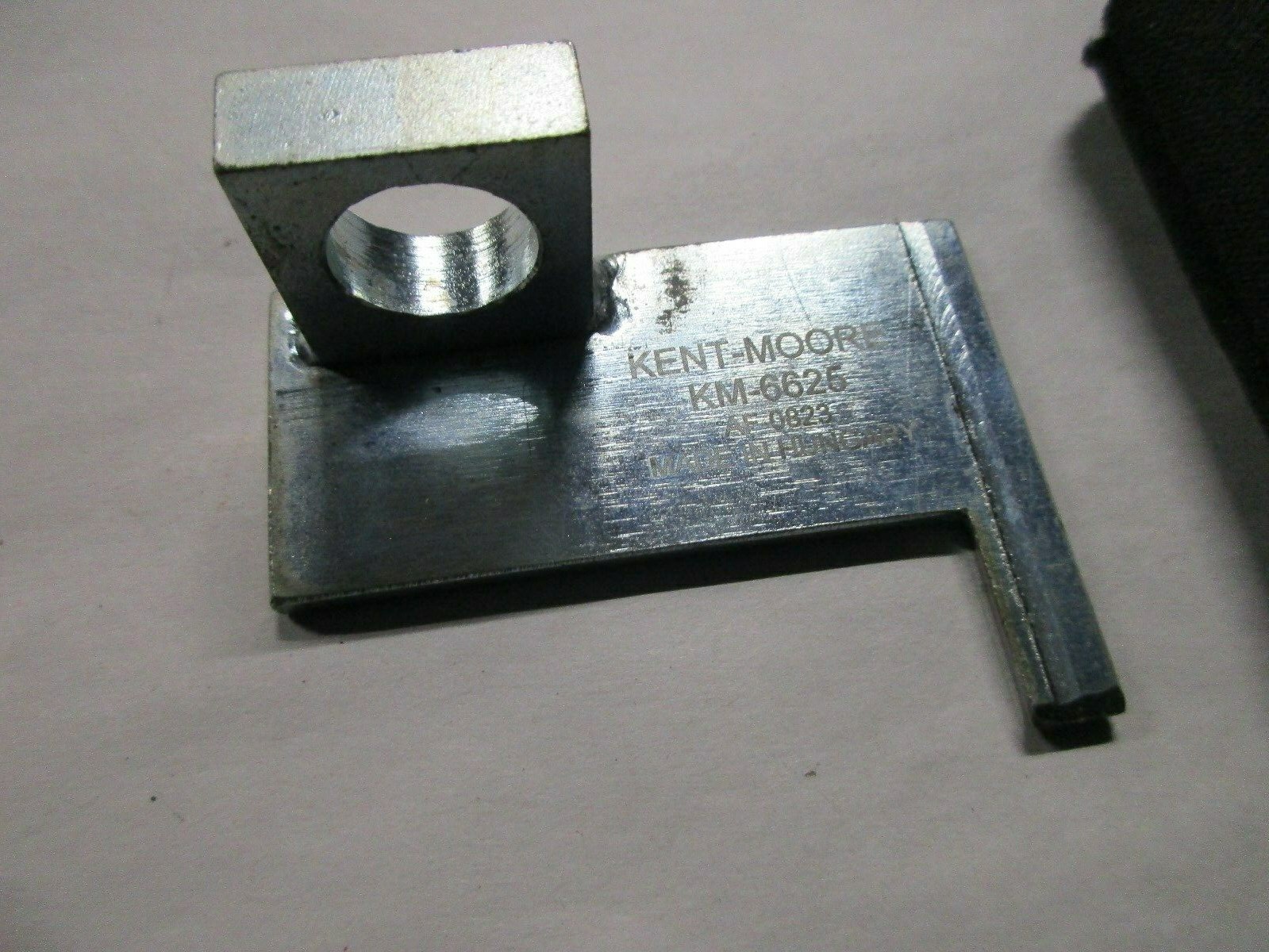 KENT MOORE TOOL KM6625 BLOCK FLYWHEEL LOCKING DEVICE TOOL eBay