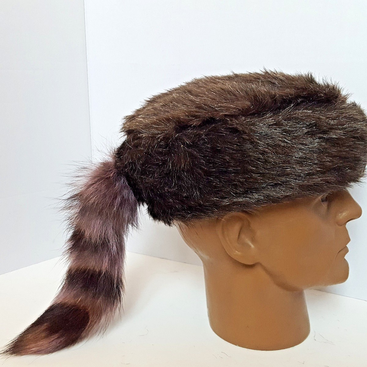 Globalcraft Toronto Elegant Brown Mixed Shades Rabbit Skin Raccoon Tail Fur Hat Coonskin Hat - Etsy Canada main image 3