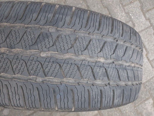 1x Reifen Rad 225 55 17 R17 109/107T Continental DOT2324 Winterreifen 109/107T