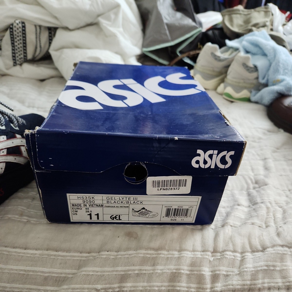 Size 10.5 - ASICS Ronnie Fieg x Gel Lyte 3 Selvedge Denim Size 10.5 - ASICS Ronnie Fieg x Gel Lyte 3 Selvedge Denim