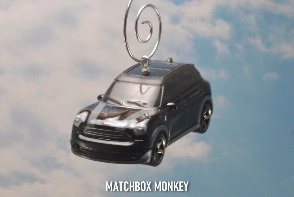 2011 Custom Hard Top Austin Mini Cooper S Countryman Christmas Ornament 1/64 BMW - Image 3 of 4