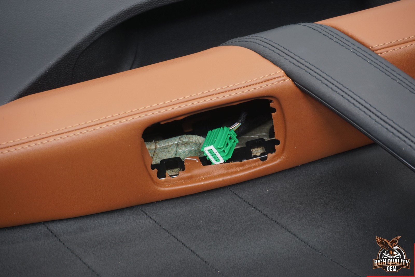2017-2020 MASERATI GHIBLI OEM FRONT RIGHT SIDE INTERIOR DOOR PANEL TRIM COVER