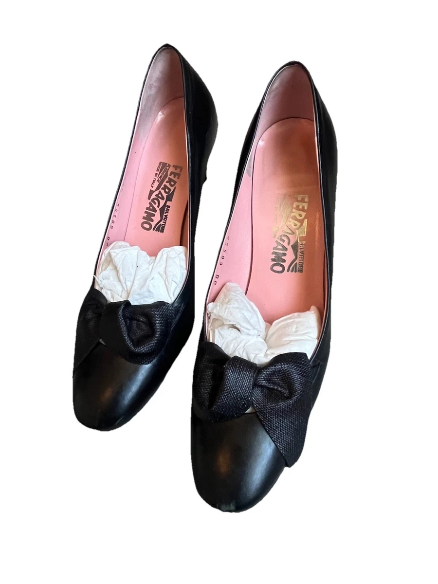 Salvatore Ferragamo Women display picture 3