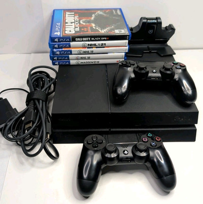 Sony PlayStation 4 PS4 CUH-1215A 500GB Black Console Bundle w/ Controllers Games