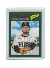 2026 Topps Heritage Luis Arraez Dark Green Border #293