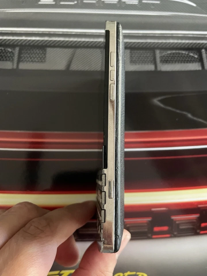 Smartphone Blackberry P'9981 Porsche Design 64GB Plateado Desbloqueado RARO COLECCIONISTA Foto 4 de 4