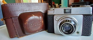 Vintage Camera ILFORD Sportsman 35mm Compact Silver/Black inc original Case