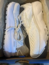 Brooks Ghost 16 Running Shoes White. Women s Size 7.