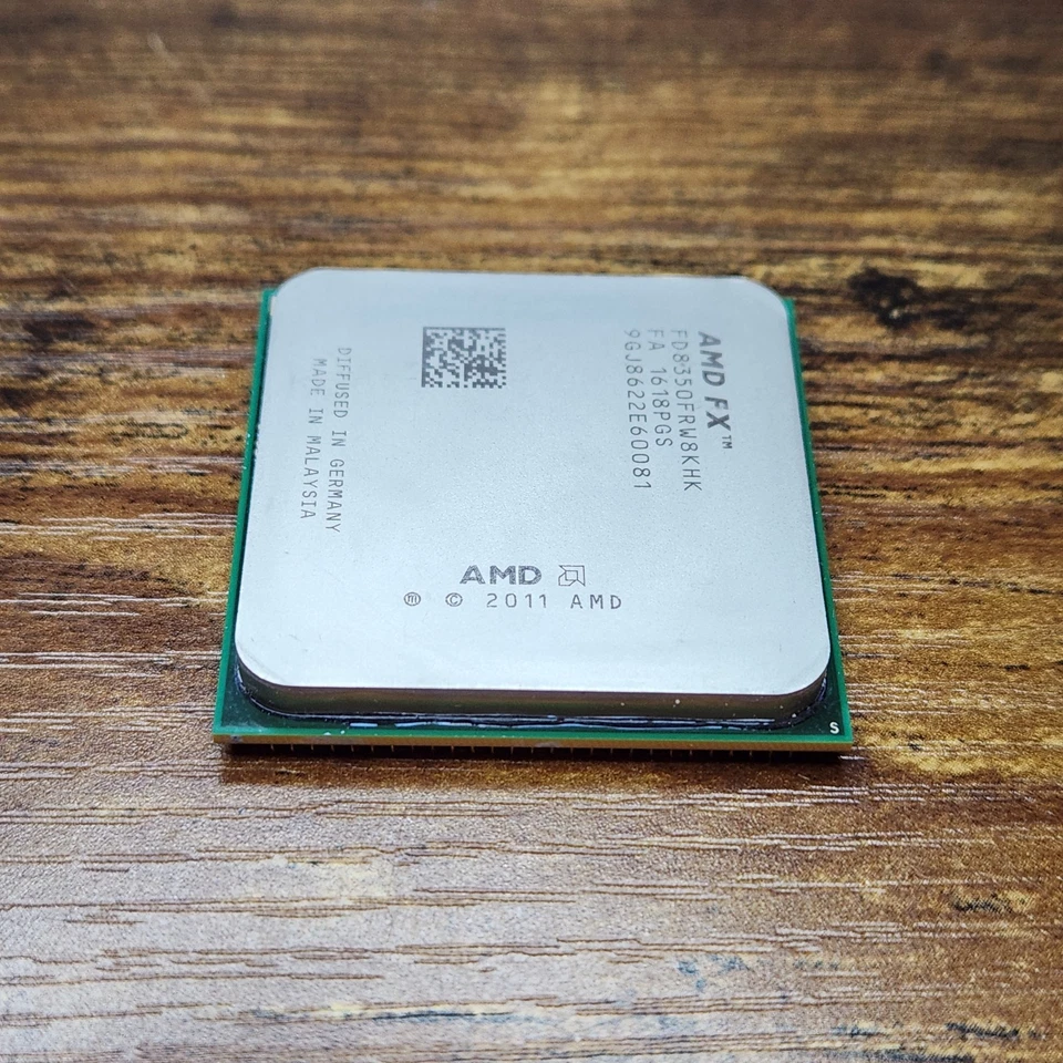 AMD FX-8350 Black Edition 8-Core 4.0GHz CPU AM3+ FD8350FRW8KHK Unlocked - Image 3 of 4