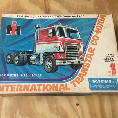 Original Ertl International Transtar CO-4070 blueprinter #8000