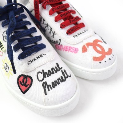 CHANEL Pharrell Williams コラボ スニーカー 39 CHANEL Pharrell Williams コラボ スニーカー 39 - メルカリ