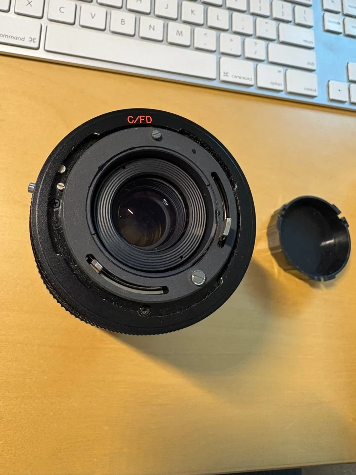 Vivitar DL 75-205mm f3.8-4.8 Macro Focusing Zoom Canon FD mount - Image 4 of 4