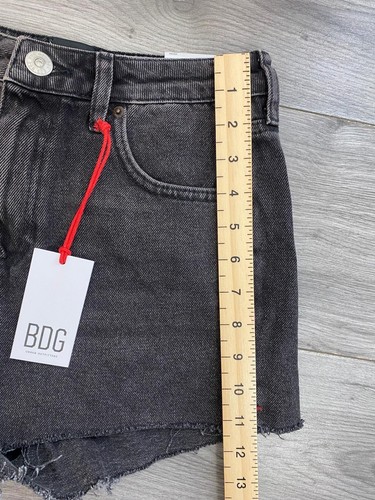 Urban Outfitters BDG Rainbow Side Stripe Black Denim Mom Shorts To Fit 28W BNWT - Picture 14 of 15