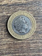 2011 Queen Elizabeth £2 TWO POUND COIN STANDING ON THE SHOULDERS OF GIANTS 2011