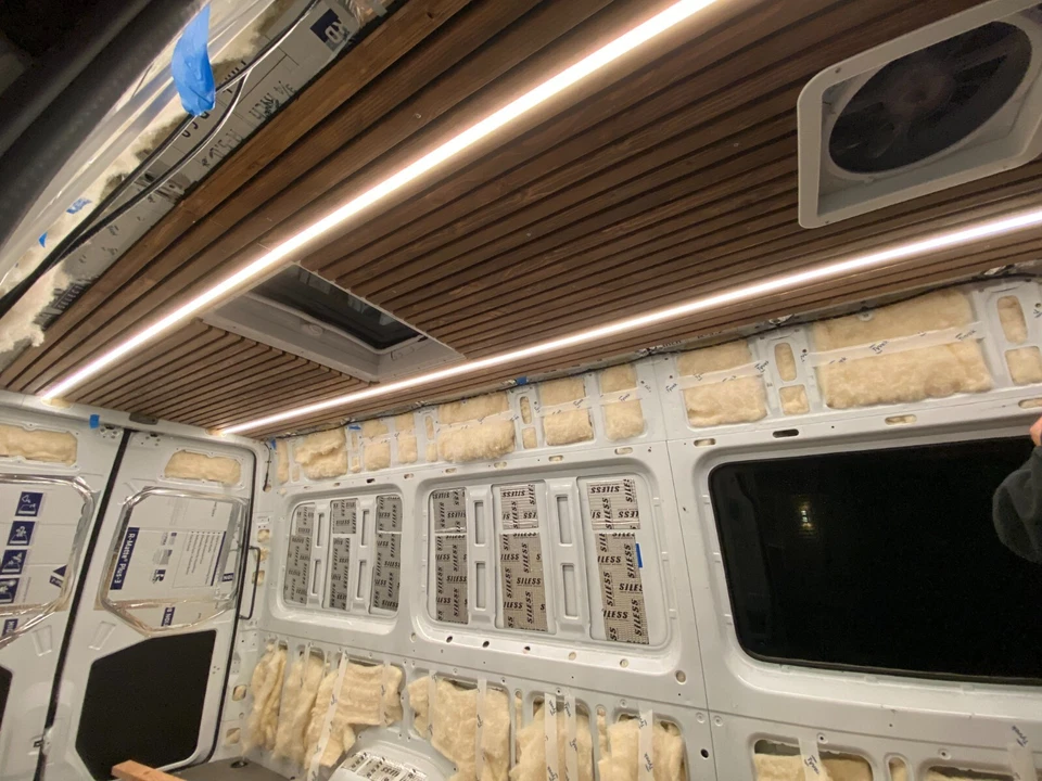 HLE LED light strip 5M 24V 200lm/W 144LED/m CRI95+ - Image 3 of 3