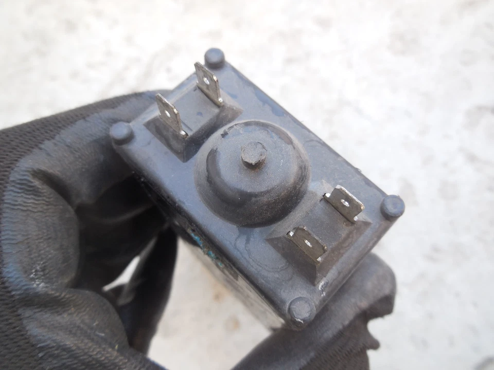  Motor de ventana Porsche 911 ('70-'86) (izquierda, lado del conductor) BOSCH 0 130 820 029 #3 Foto 4 de 4