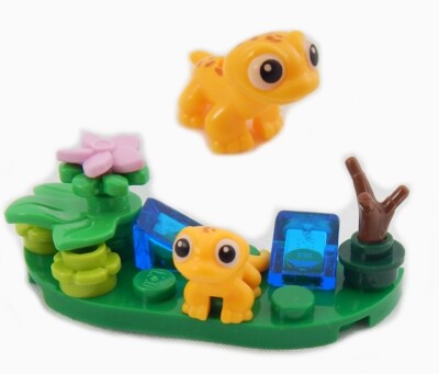 NEW LEGO SALAMANDER Set animal scene flowers forest friends yellow frog lizard