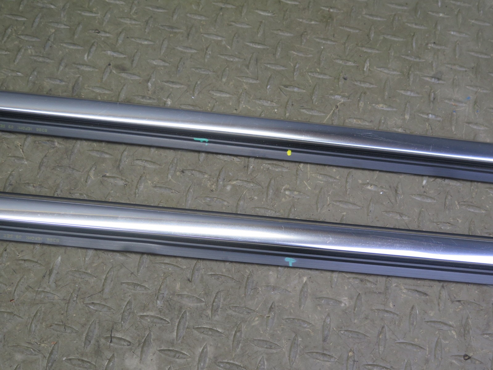 14-20 MASERATI GHIBLI M157 FRONT LEFT & RIGHT SIDE DOOR WINDOW BELT MOLDING SET