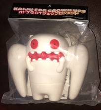 Horvath Chernobyl Type Mothman Kaiju KFGU Wonderwall Japan Vinyl Figure Sofubi