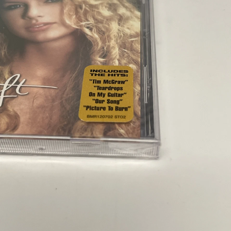 Taylor Swift Self Titled Debut CD 2006 Uncensored HYPE/SEALED CASE CRACKS LOOK! Foto 3 de 4