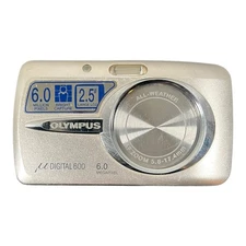 Olympus Mju Digital 600 Camera 6.0MP 3x Zoom Silver Battery No Charger
