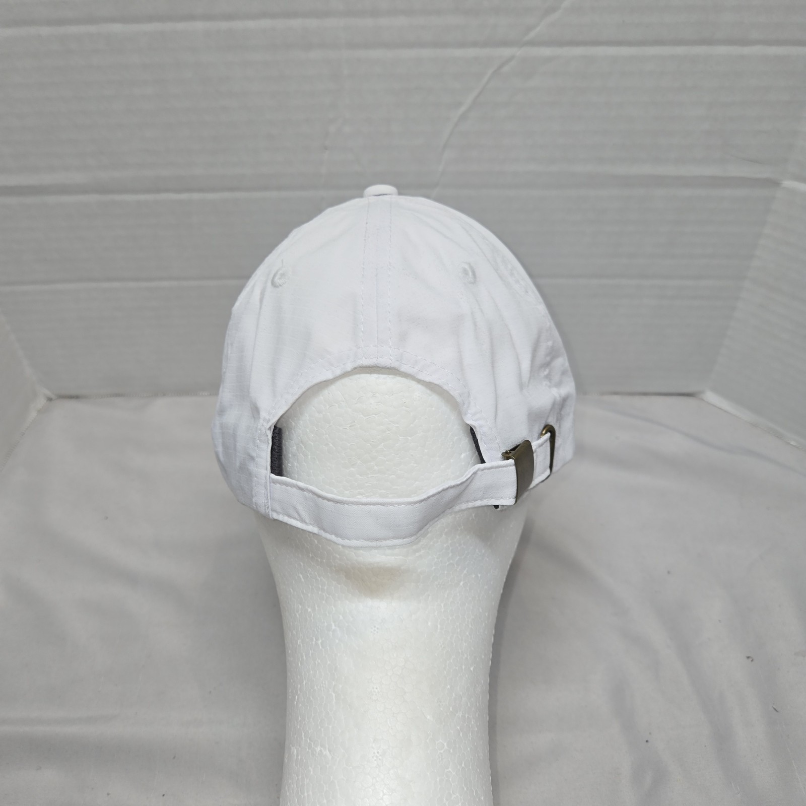 Yunic Hat Adjustable Strapback White Euc - image 4