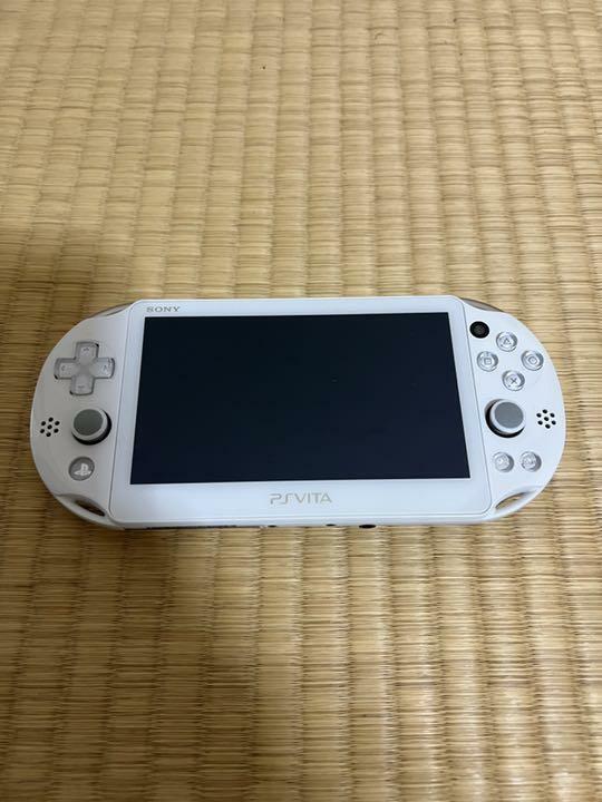 Used】Sony PS Vita White PCH 2000 ZA12 Console w/Charger Wi