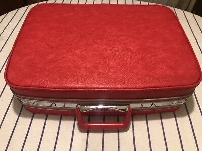 Samsonite Fashionaire vintage Magenta A+++ Condition!!! 20”x16