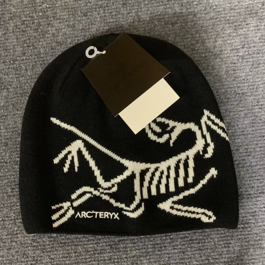 Arcteryx Bird Head Black Toque Beanie Orca black Merino wool hat for winter