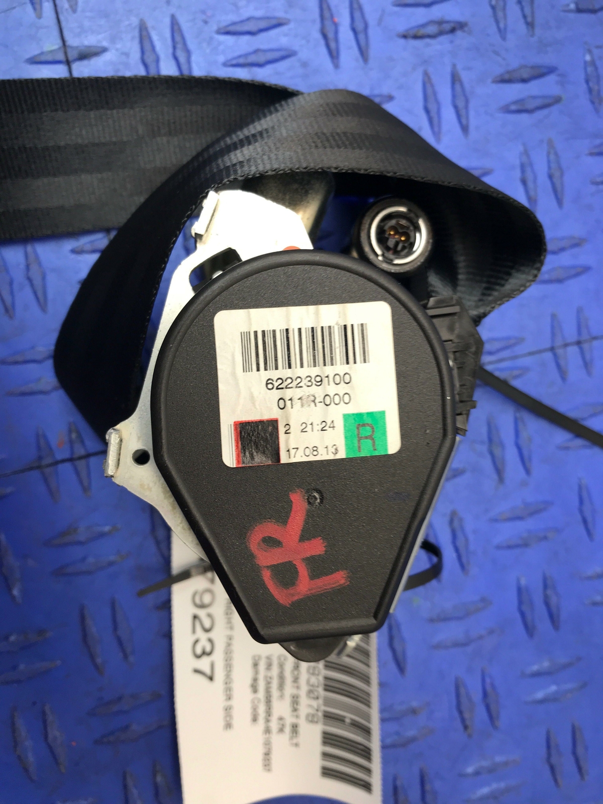 13 - 16 MASERATI QUATTROPORTE FRONT RIGHT SEAT BELT RETRACTOR TENSIONER 6154937