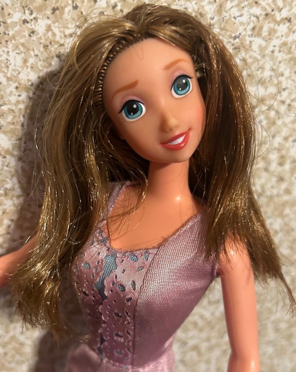 Vintage 1999 Mattel Disney Tarzan Jane Swinging Vine Doll with