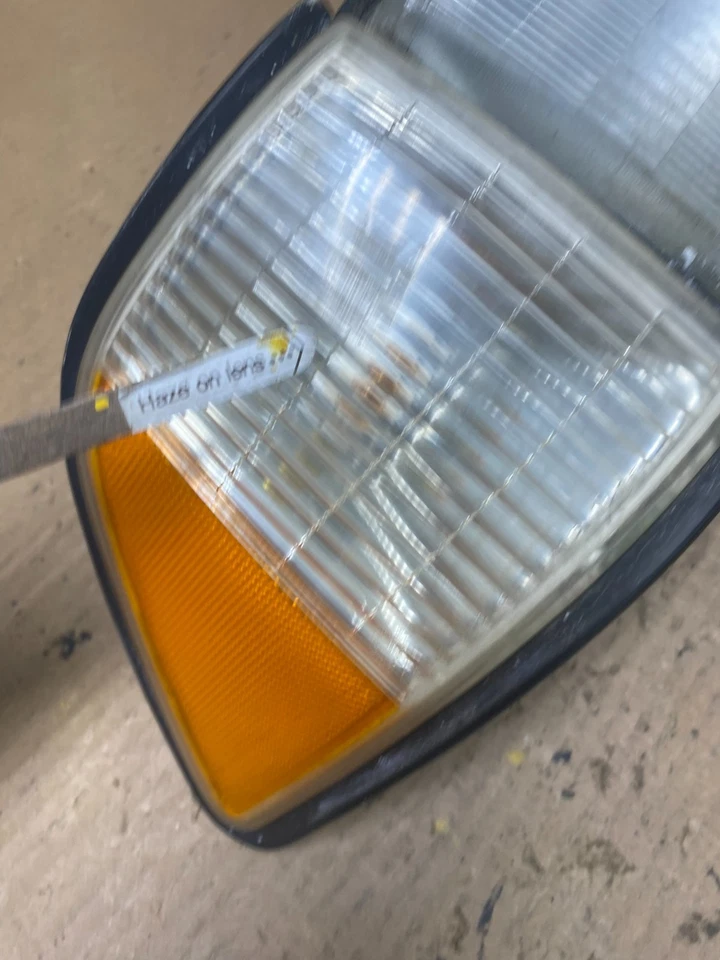 1989 年至 1995 年道奇 Spirit 右乘客卤素车头灯 q8003 DG — 第 4/4 张图片