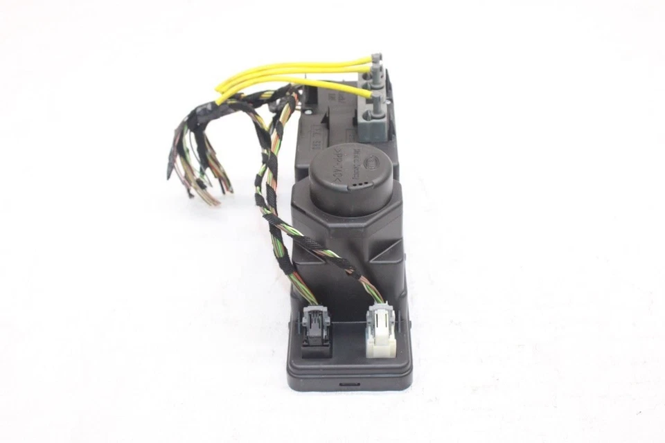 2005 CHRYSLER CROSSFIRE ZH CONV #400 CENTRAL DOOR LOCKING VACUUM PUMP - Image 3 of 4