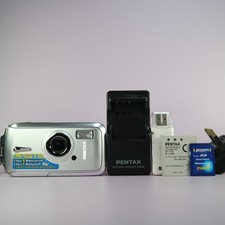 Pentax Underwater Digital Camera Optio W10 6.0MP Silver Tested Full Working Set