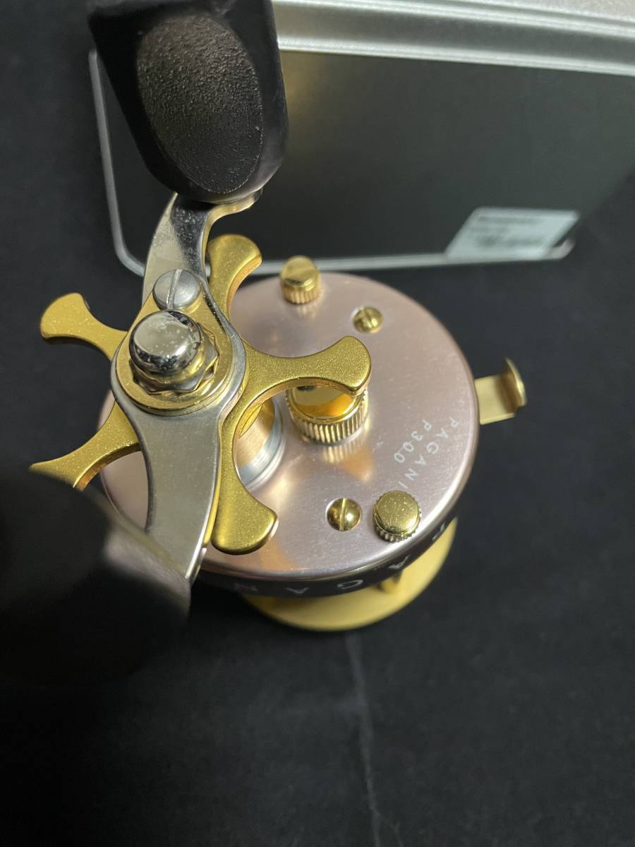 Rare Megabass Pagani P300 R Pink Gold Right Handle Baitcast Rare Megabass Pagani P300 R Pink Gold Right Handle Baitcast