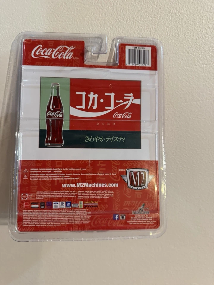 Máquinas M2 Coca-Cola 1969 Datsun Bluebird 1600SSS Foto 2 de 2