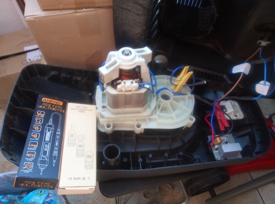 Gartenhäcksler Elektro (geringe Nutzung), Einhell GC-KS 2540 2000W Asthäcksler - Bild 3 von 4