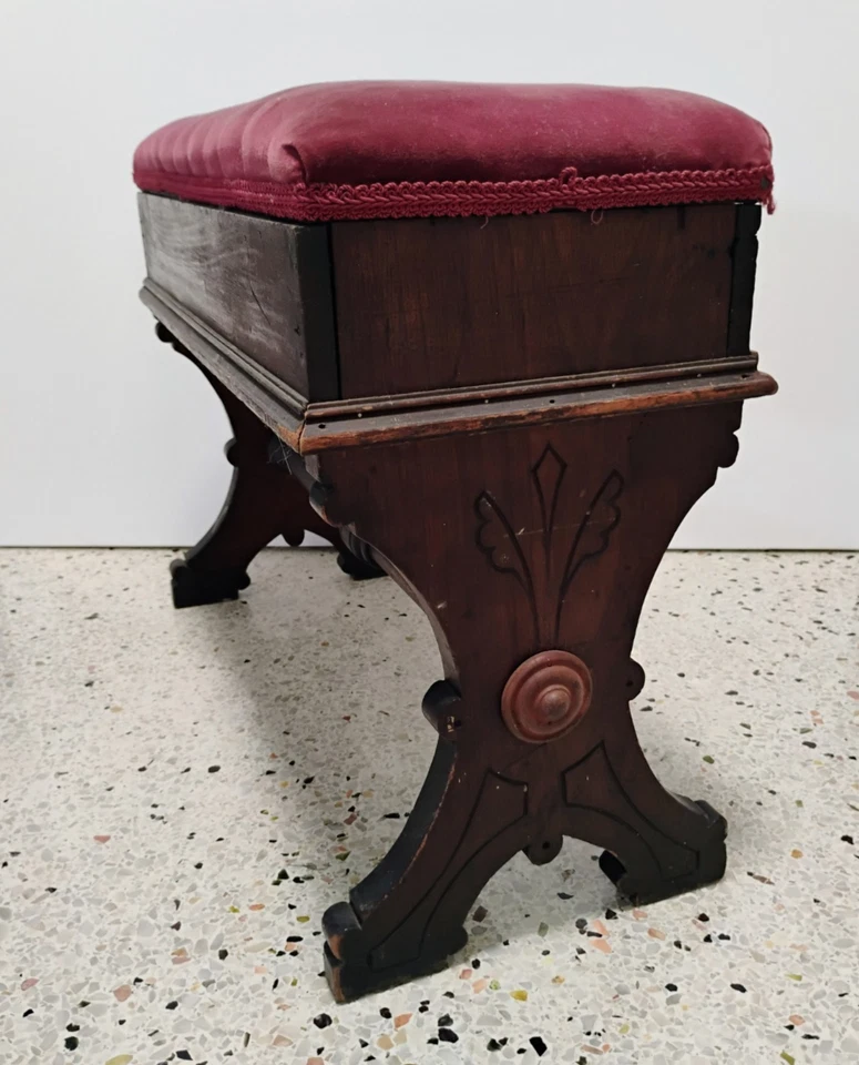 ANTIGUO TABURETE DE BANCO VICTORIANO EASTLAKE TAPIZADO DE MADERA ELEVADOR SUPERIOR ZAPATILLA Foto 2 de 4