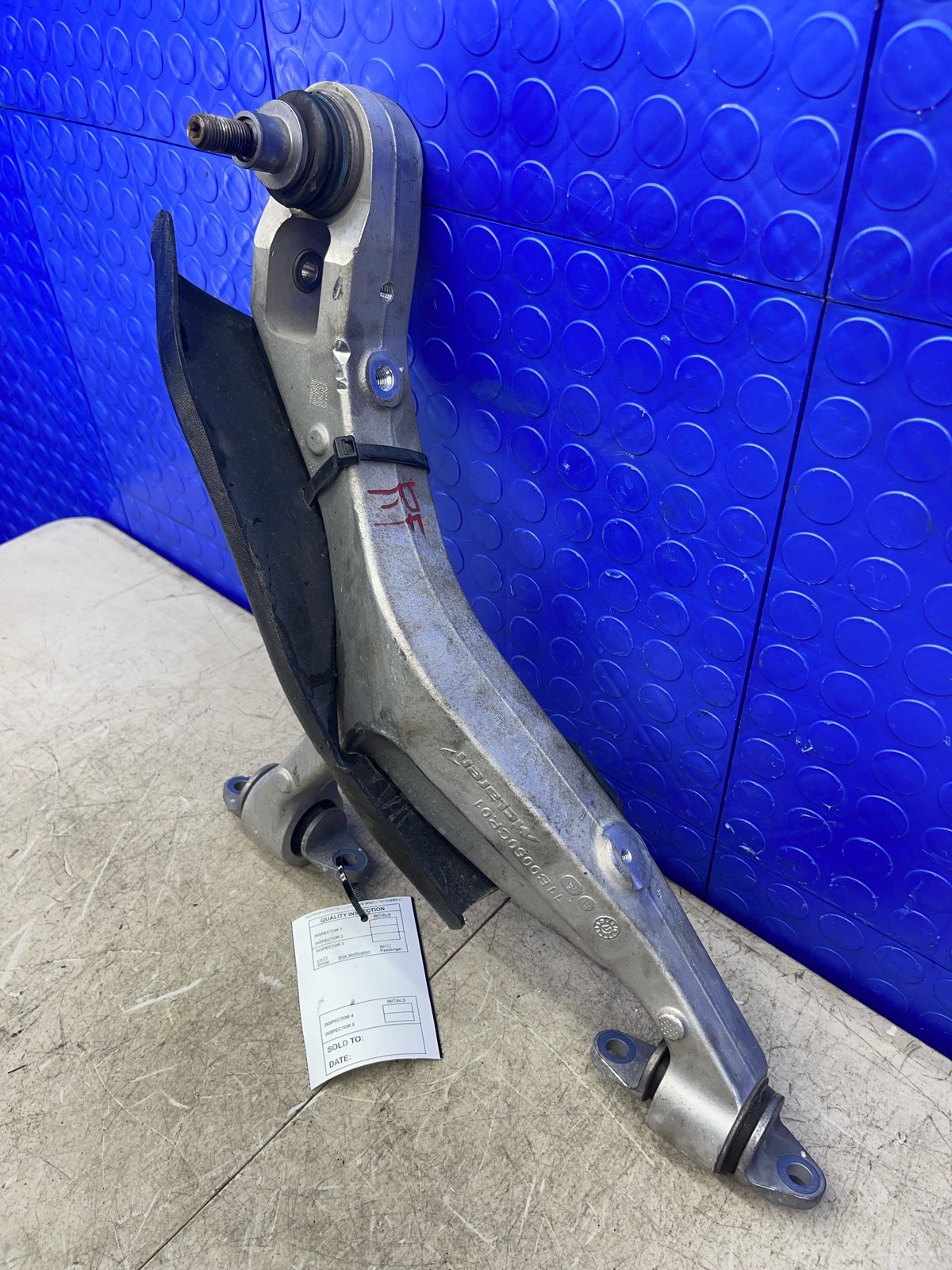 2016 2017 2018 2019 2020 2021 MCLAREN 570S RWD 3.8L REAR RIGHT LOWER CONTROL ARM