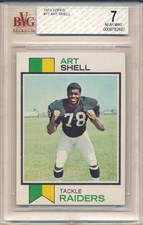 1973 Topps Football Art Shell (Rookie Card) (HOF) (#77) BVG7 BVG. rookie card picture