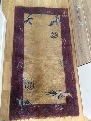 Antiker chinesischer Art Deco Teppich mit Kranichen handgeknüpft 130x70 cm