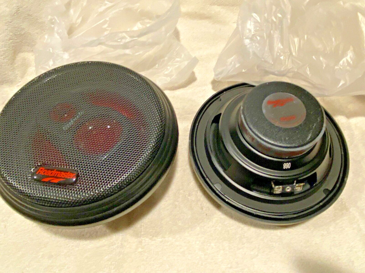 Vintage 2002 Roadmaster RS630 3-Way BASS BLAST 200 Watt Car