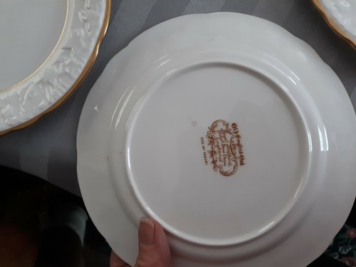 Old English Oak Gold Fine Bone China By Royal Stafford PLATE (6) - Picture 2 of 3