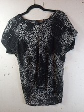 Reneec. Made In The USA Short Sleeve V-neck Large Women's Blouse Tub 17b