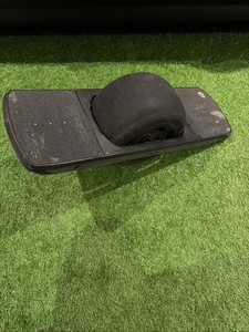 １点限り　Onewheel　Pint　バッテリー　通電確認済み　ジャンク品 1点限り Onewheel Pint バッテリー 通電確認済み ジャンク品 1点限り