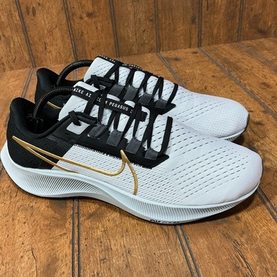 Nike Air Zoom Pegasus 38 CW7356-007 Shoes Men's Size 9 Photon Dust Metallic Gold